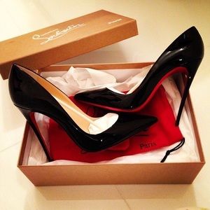 CHRISTIAN LOUBOUTIN So Kate Pumps