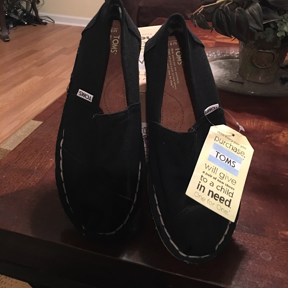 Toms shoes