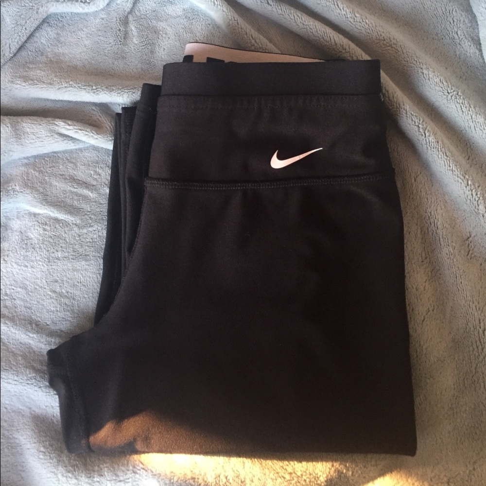 NWOT Nike pants
