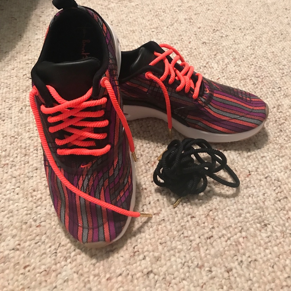 Joan Samuelson Nike size 7