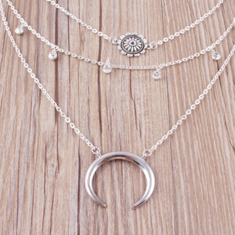 ‘St. Tropez’ Boho crescent choker necklace set - Picture 6 of 6