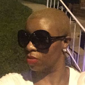 Meet your Posher, Danette