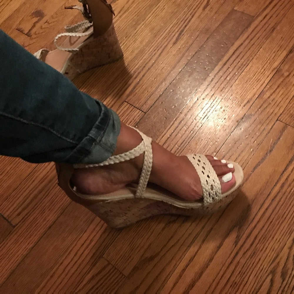 Wedge shoes
