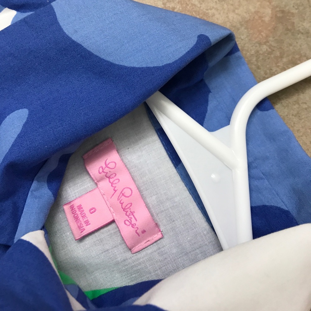 Lilly Pulitzer - Picture 3 of 3