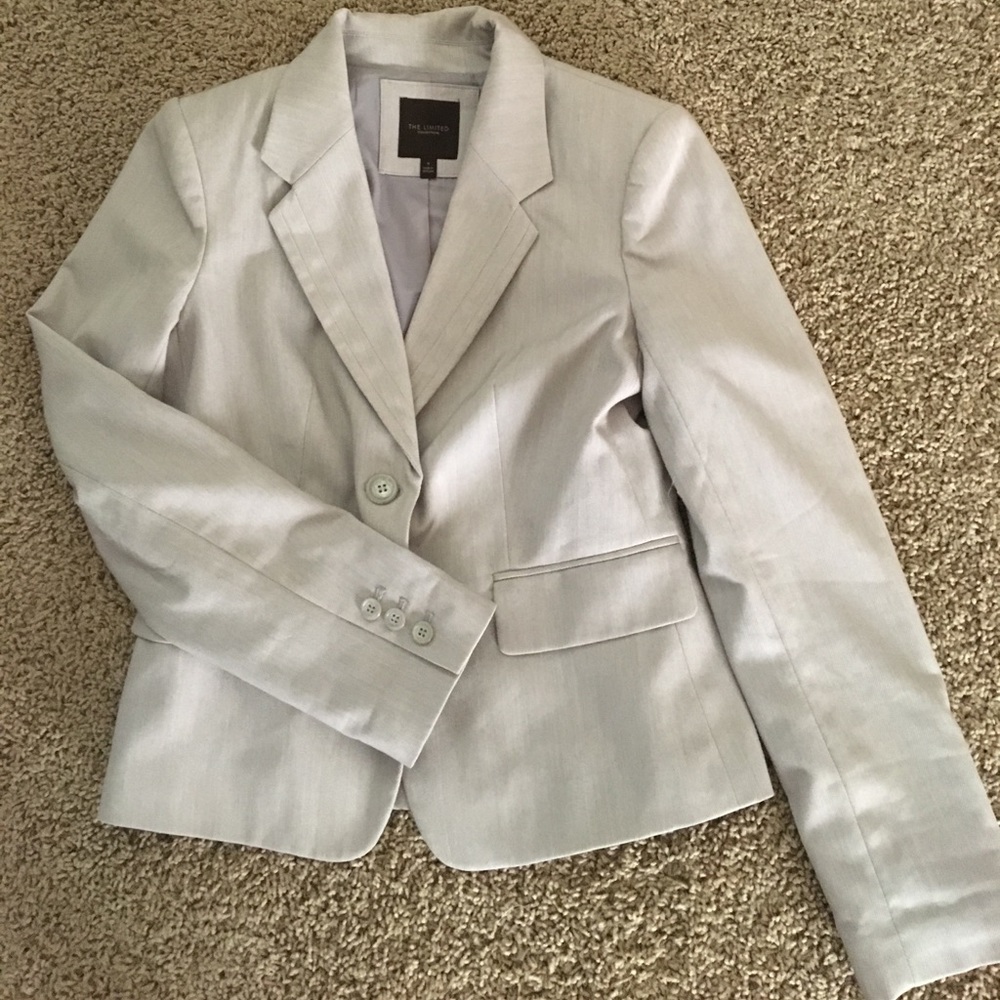 Size 6 The Limited Suit Jacket