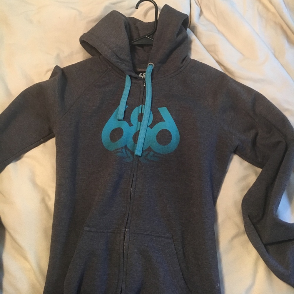 Gray and turquoise zip 686 sweatshirt