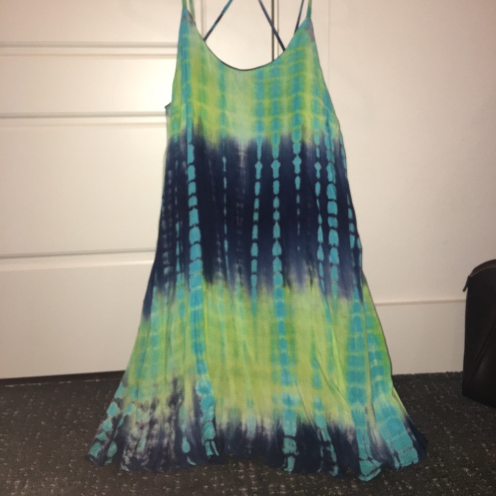 Tye dress size small