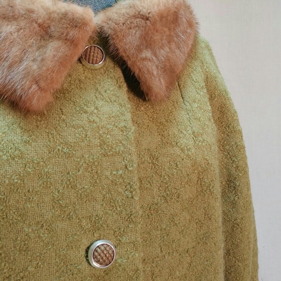 Vintage 1960s moss green fur collar wool coat - Picture 3 of 6