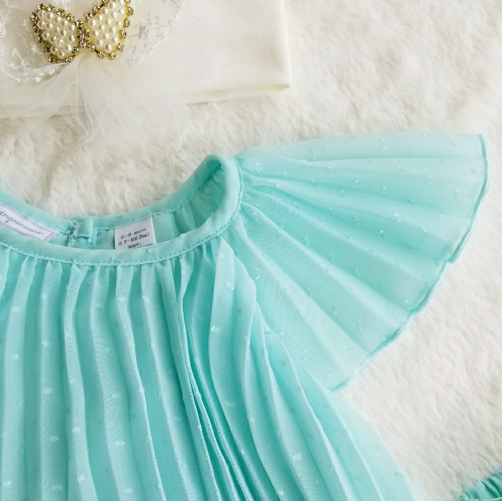 πHPπVanilla Mint Dress w/Diaper Cover - Picture 2 of 6