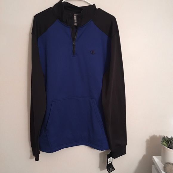 SALE! NWT! Champion Pullover - Picture 2 of 3