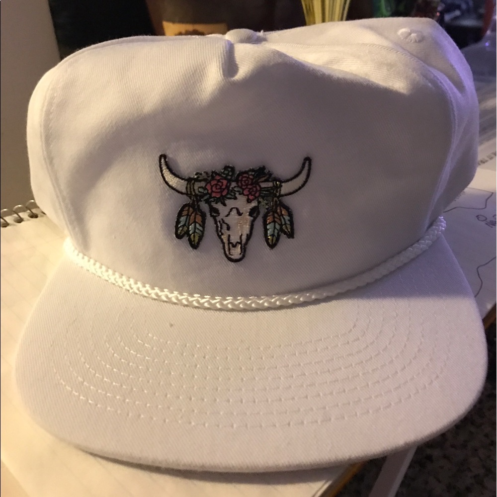 NWOT Floral festy animal skull patch captains hat