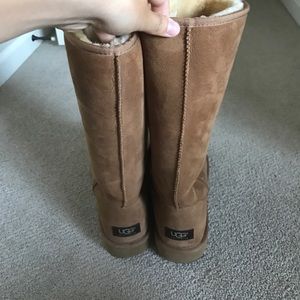 Tall Ugg Boots (REAL!)