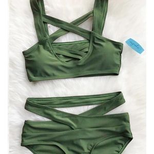 Cupshe cross me olive bikini set