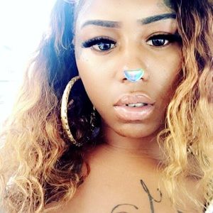 Meet your Posher, Brea