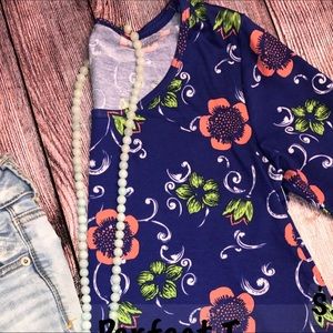 NWT Lularoe XS Blue Floral Perfect T