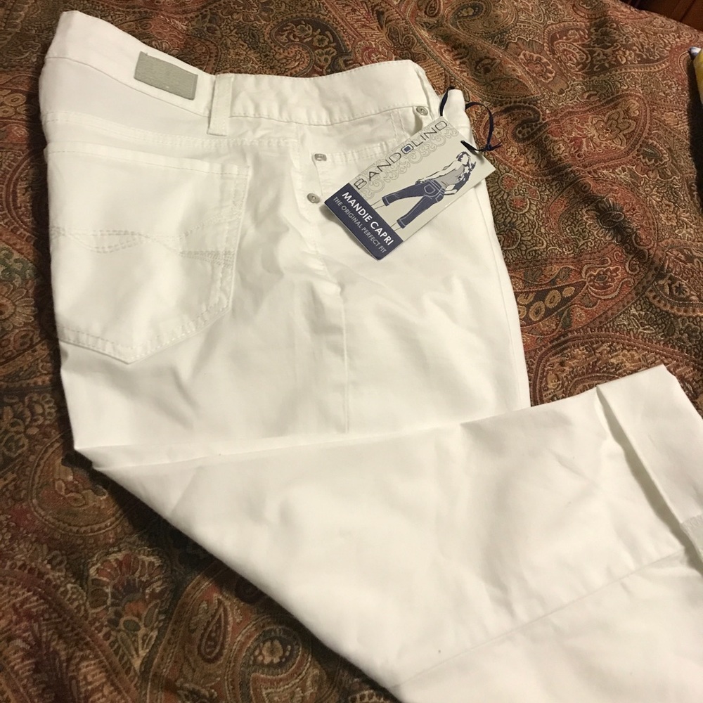 NEW Bandolino Mandie White Capri sz 4p