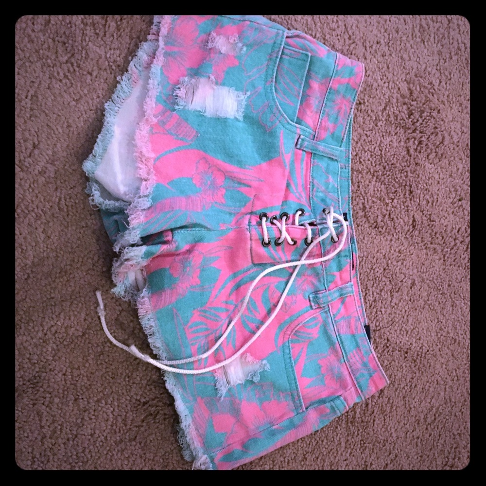 Flower print shorts