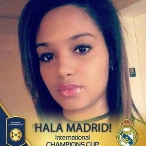 Meet your Posher, Yesania