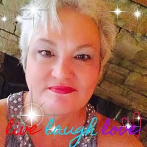 Meet your Posher, Karla