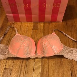 Victoria's Secret coral& beige lace. 36D
