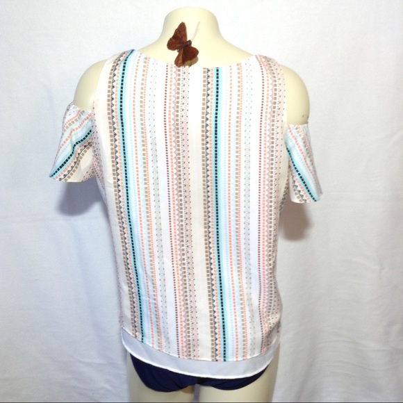 BISOU BISOU Cold shoulder Tank - Picture 2 of 7