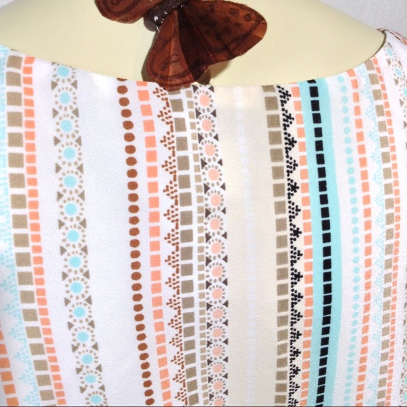 BISOU BISOU Cold shoulder Tank - Picture 3 of 7