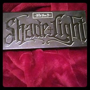 Shade and light contour