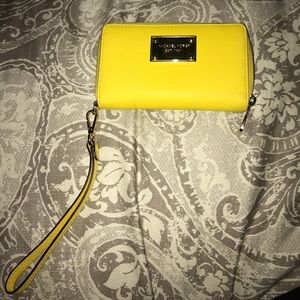 Michael Kors wristlet