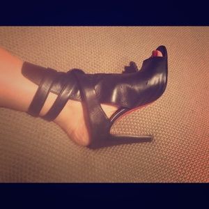 Authentic Louboutin Wrap Cone Heels Size 38 Black