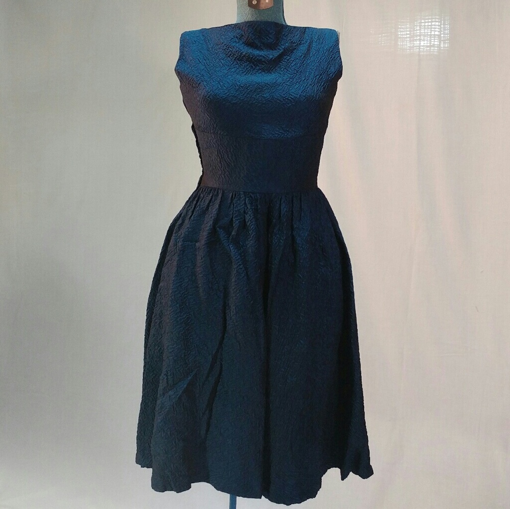 Vintage 1960s handmade crinkled taffeta dress