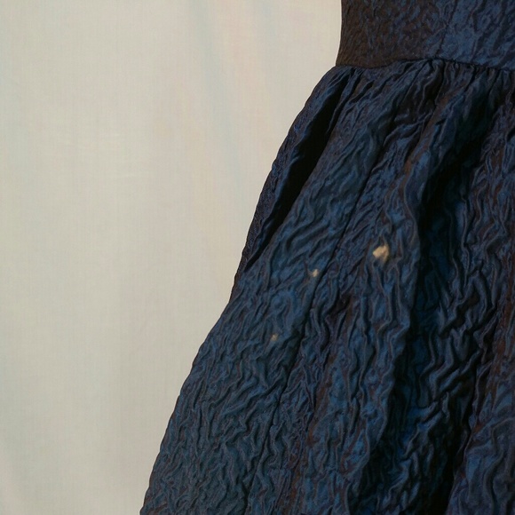 Vintage 1960s handmade crinkled taffeta dress - Picture 4 of 5