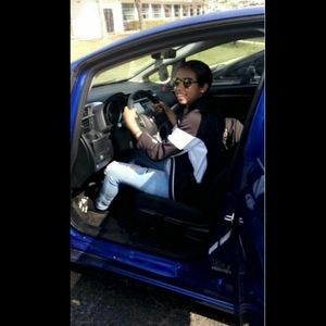 Meet your Posher, Maria