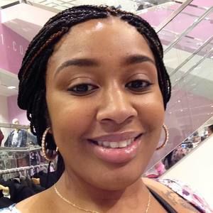 Meet your Posher, Crystal