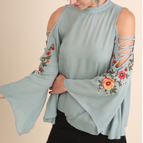 Among the Garden Top - Picture 2 of 2