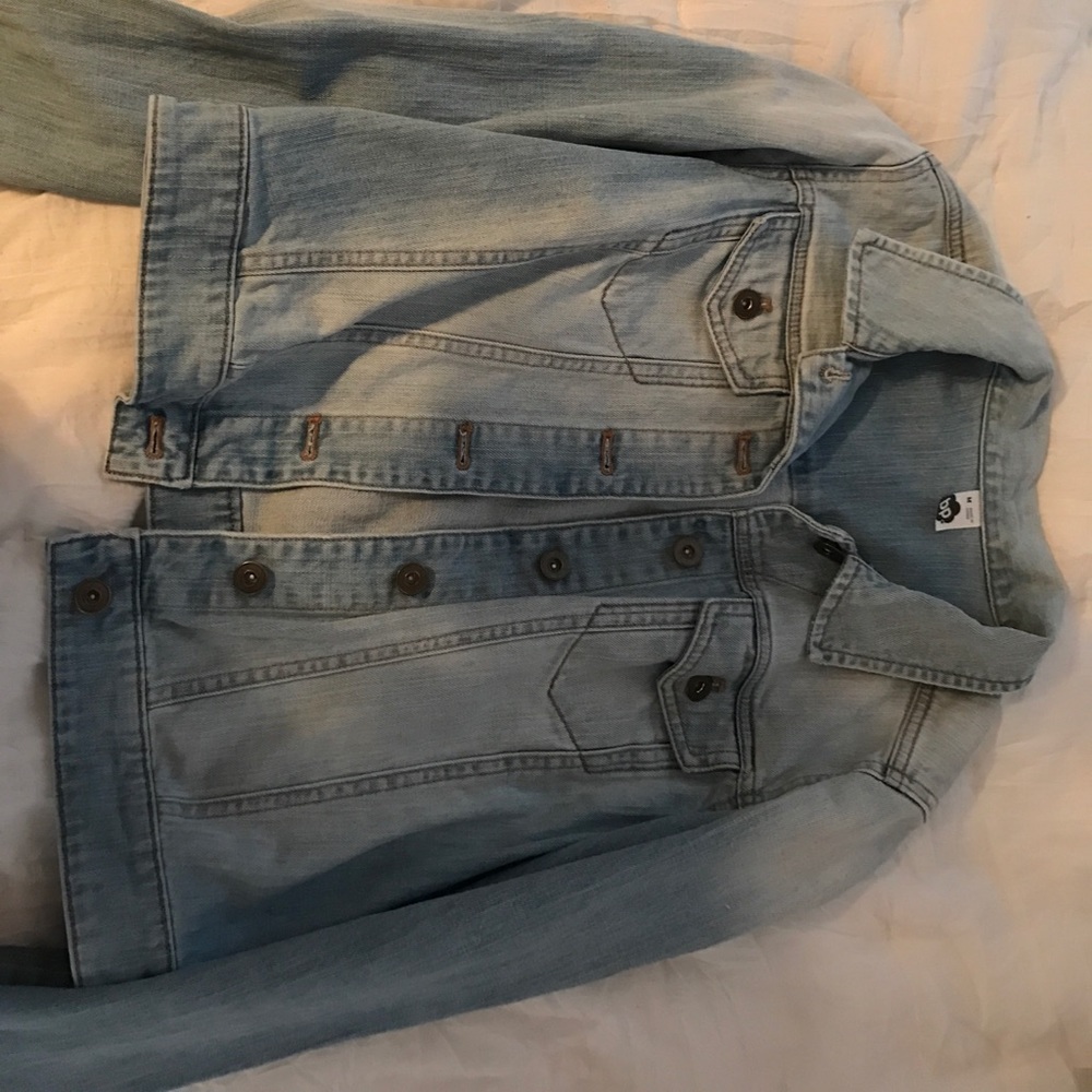 never worn jean jacket!!
