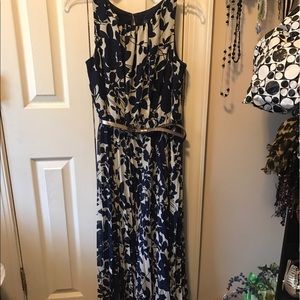 Formal Long Jessica Howard dress size 10p