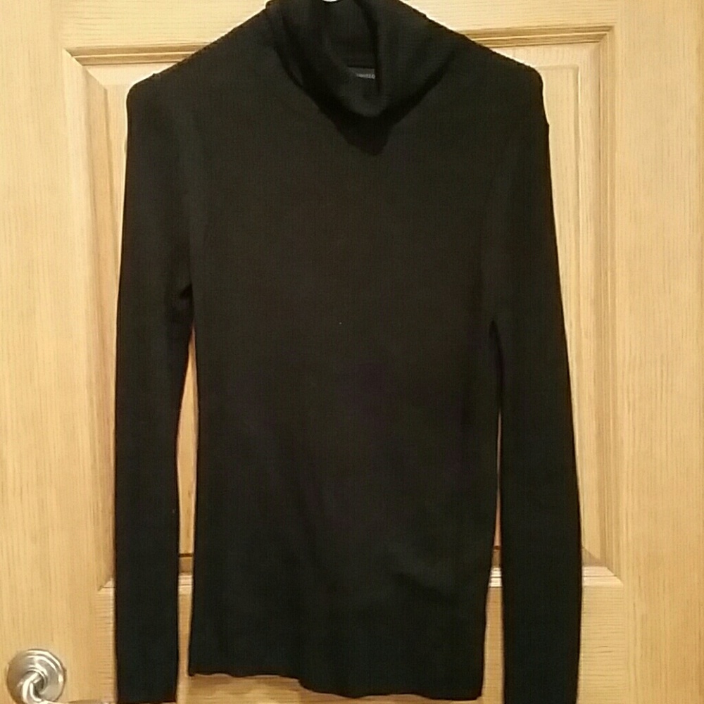 Set of FOUR Turtlenecks