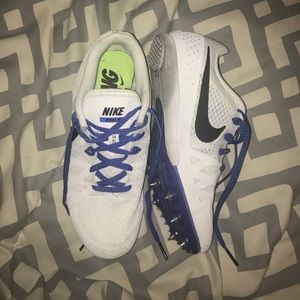 nike rival mid distance track spikes