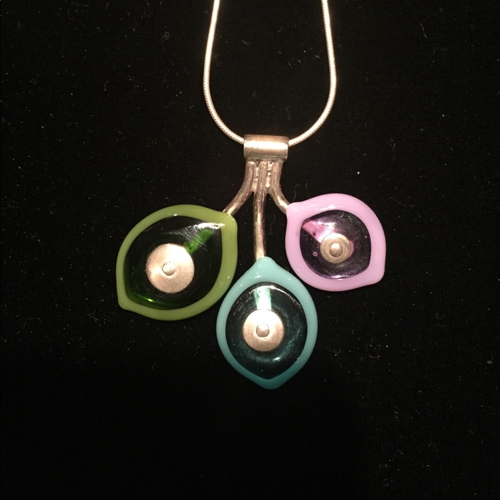 Pretty "Art Deco" glass and sterling necklace