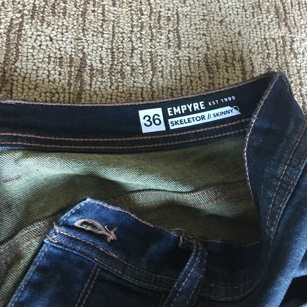 Jeans - Picture 2 of 3