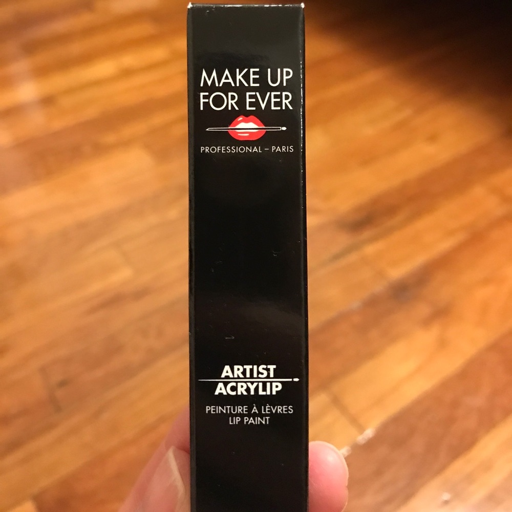 New Make Up For Ever Artist Acrylip in Fushia