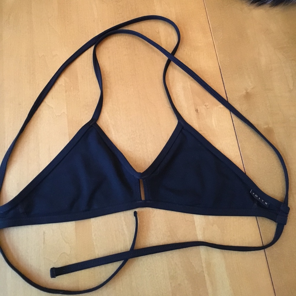 black jolyn tie back vent top! Make an offer!