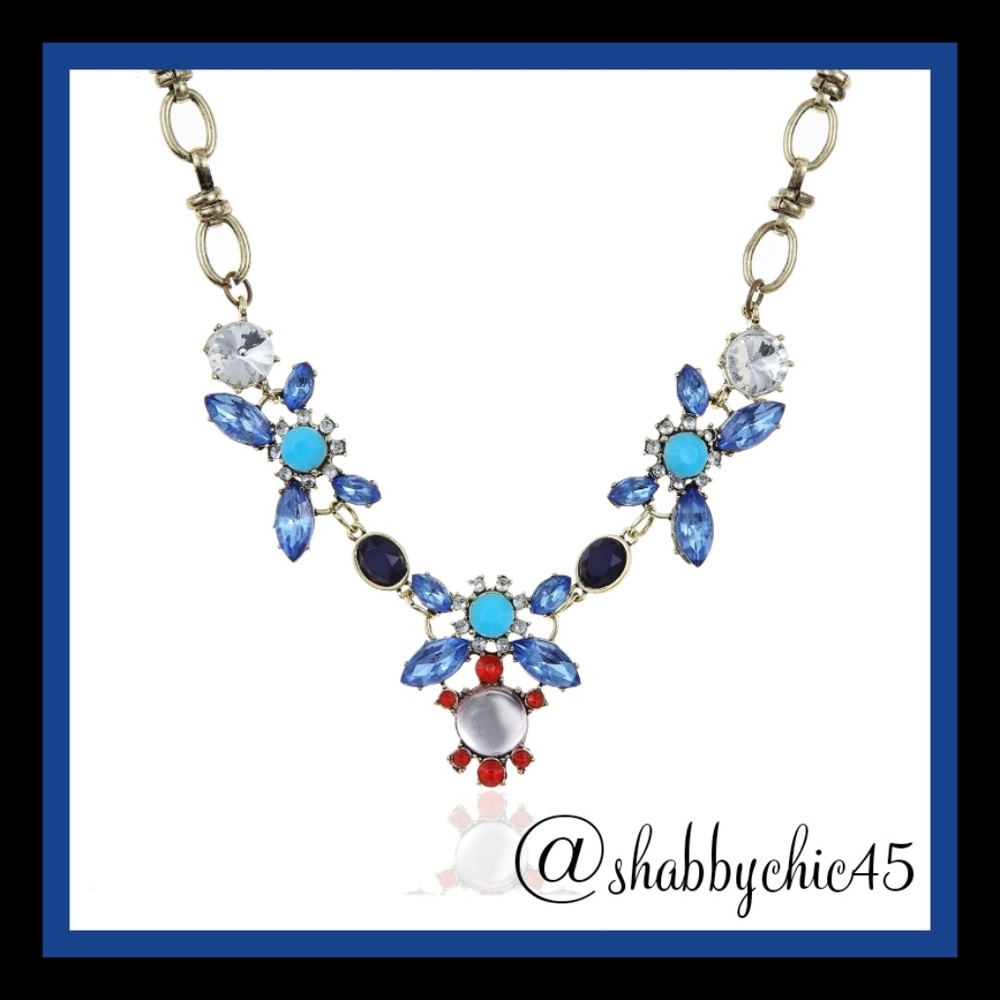 Pacific Chic Statement Necklace - Picture 2 of 3