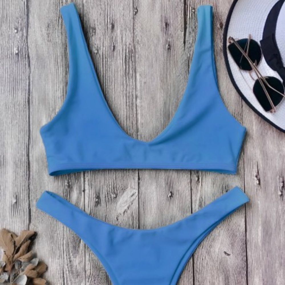BLUE SCOOP CHEEKY BIKINI