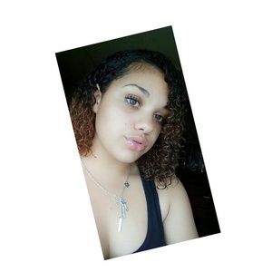 Meet your Posher, Tember