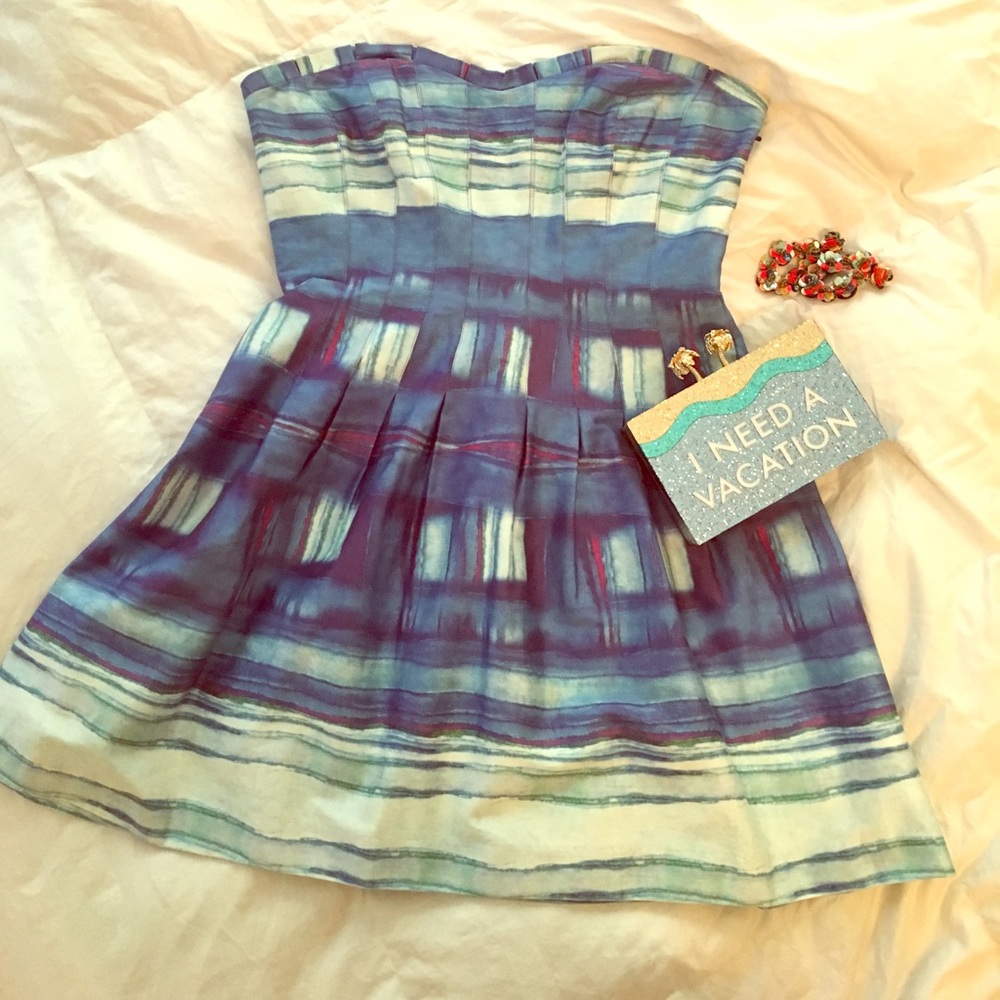 Beautiful strapless dress- Size 12