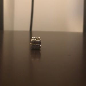 Pandora Gift Charm