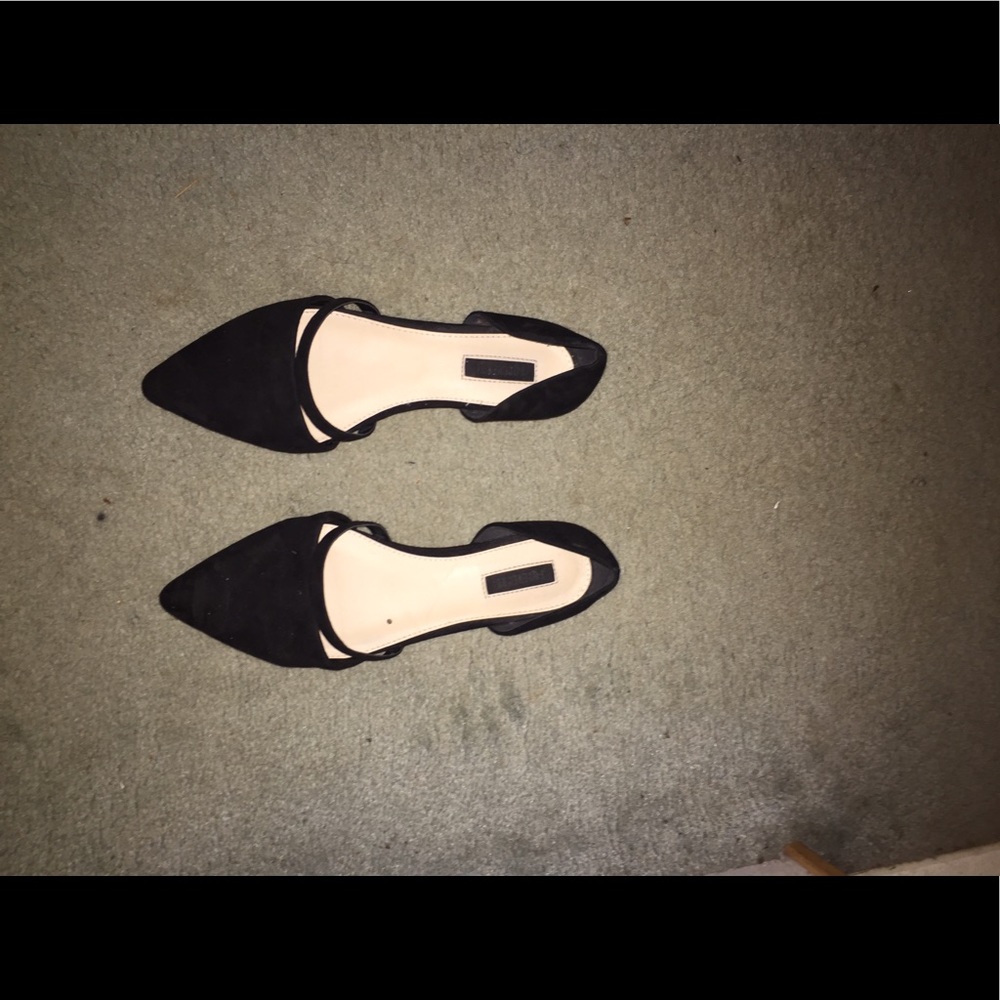 Flats (shoes)