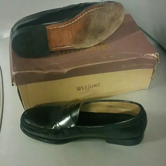 Shoes - Picture 3 of 4