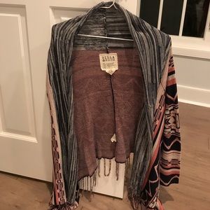 Billabong tribal print cardigan
